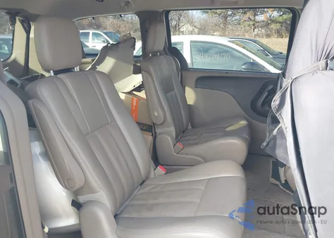 2014 Chrysler Town & Country Touring-L from USA, damaged, VIN 2C4RC1CG3ER147892